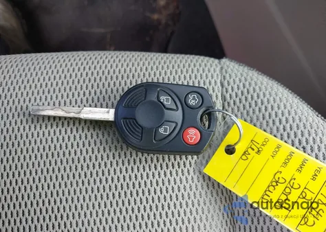 2012 Ford Focus Se z USA, uszkodzony, nr VIN 1FAHP3K28CL344182